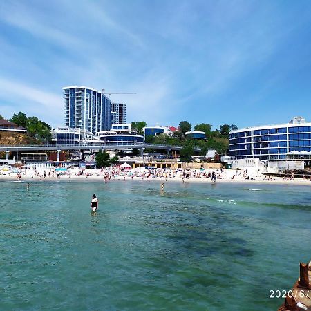 Миконос 2 Apartment โอเดสซา ภายนอก รูปภาพ