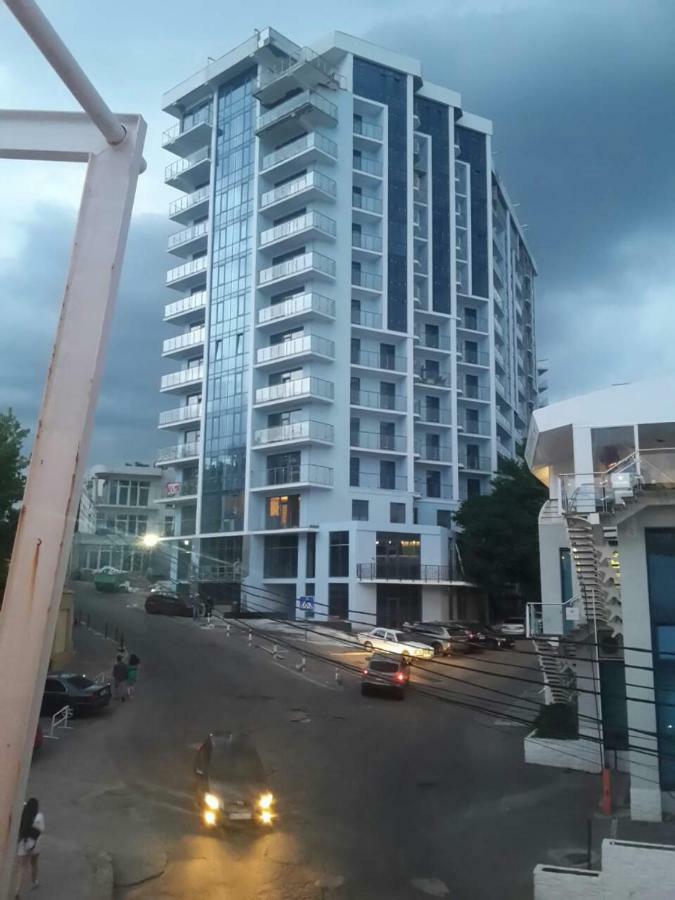 Миконос 2 Apartment โอเดสซา ภายนอก รูปภาพ