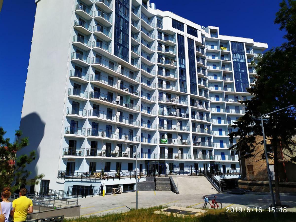 Миконос 2 Apartment โอเดสซา ภายนอก รูปภาพ