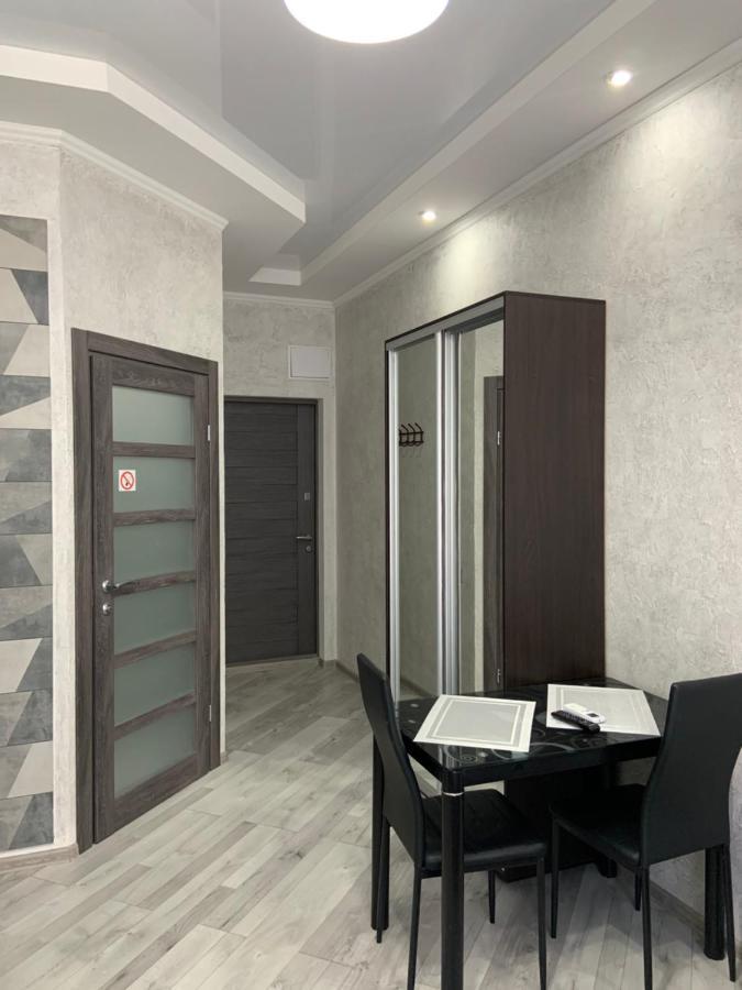 Миконос 2 Apartment โอเดสซา ภายนอก รูปภาพ